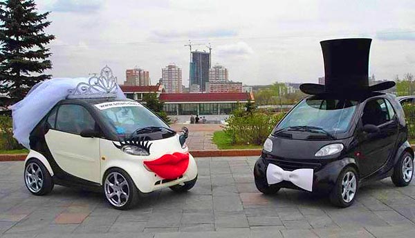 Украшение свадебных автомобилей